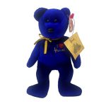 Omnia the Bear Red Heart reference photo