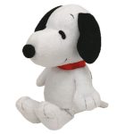 Snoopy the Dog Knotts Berry Farm Exclusive reference photo